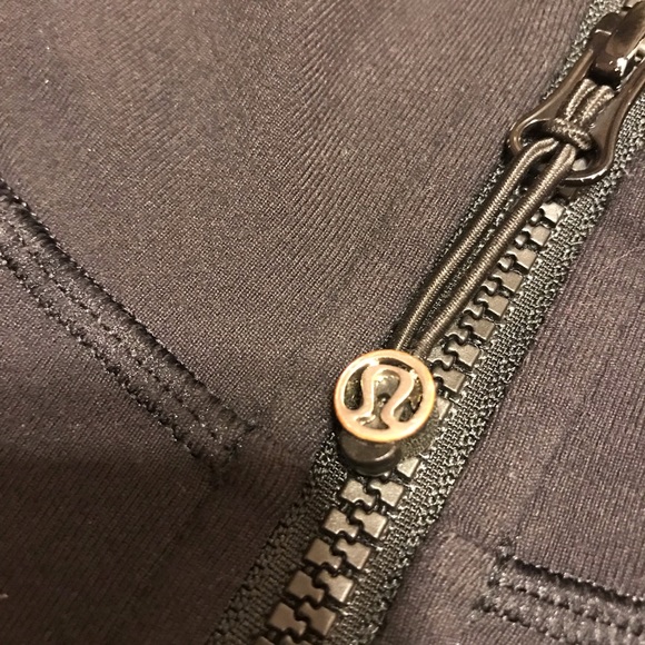 Lululemon Jacket - Picture 3 of 5